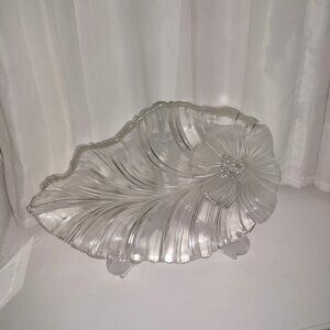 Mikasa Large Leaf Shaped Frosted Glass Platter/Serving Tray 17.5”x12”